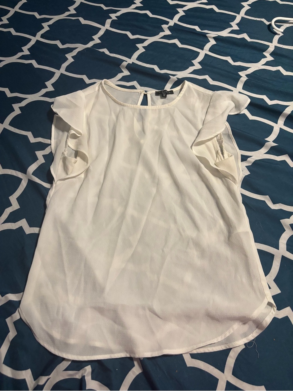 Dynamite Cream Flutter Sleeve Blouse